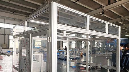 鋁材設(shè)備防護(hù)罩