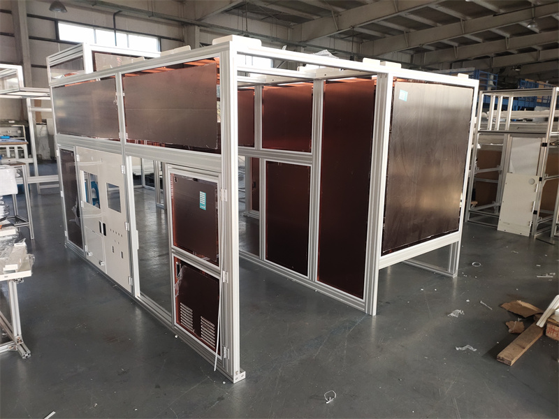 異型材設(shè)備防護(hù)罩