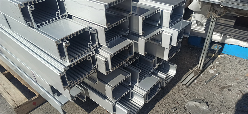 無人機(jī)鋁型材擠壓開模定制